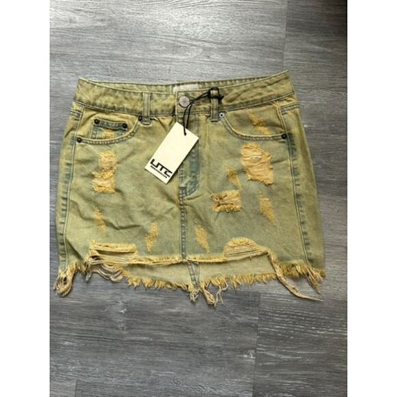 Uniq by Litz Dresses & Skirts - Uniq by Litz Distressed Jean Denim Mini Skirt S Washed Green/Yellow